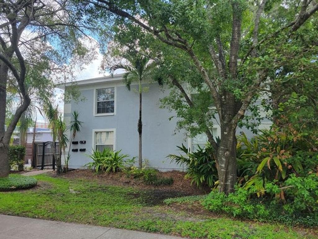 306 S FREMONT AVENUE UNIT B TAMPA, FL 33606