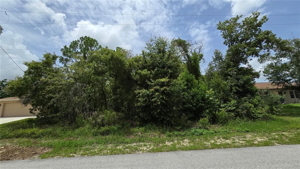5041 TEATHER STREET SPRING HILL, FL 34608