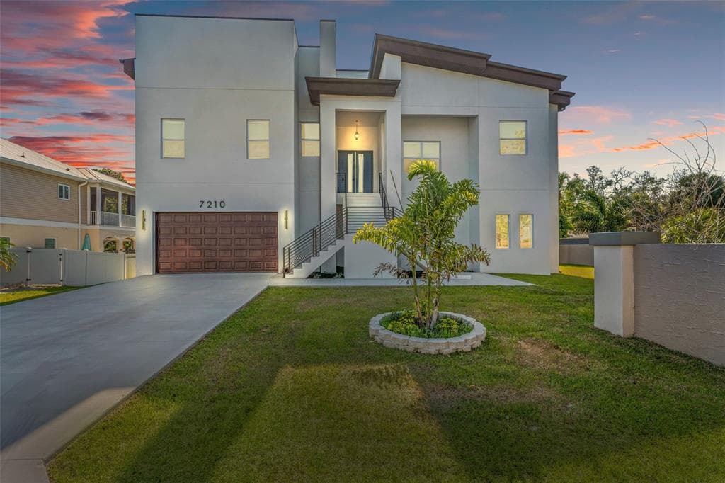 7210 BRIGHTWATERS COURT NEW PORT RICHEY, FL 34652