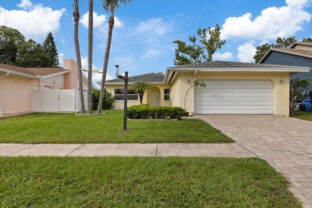 4815 RIDGE POINT DRIVE TAMPA, FL 33624