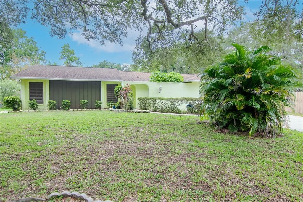 3208 SPAINWOOD DRIVE SARASOTA, FL 34232