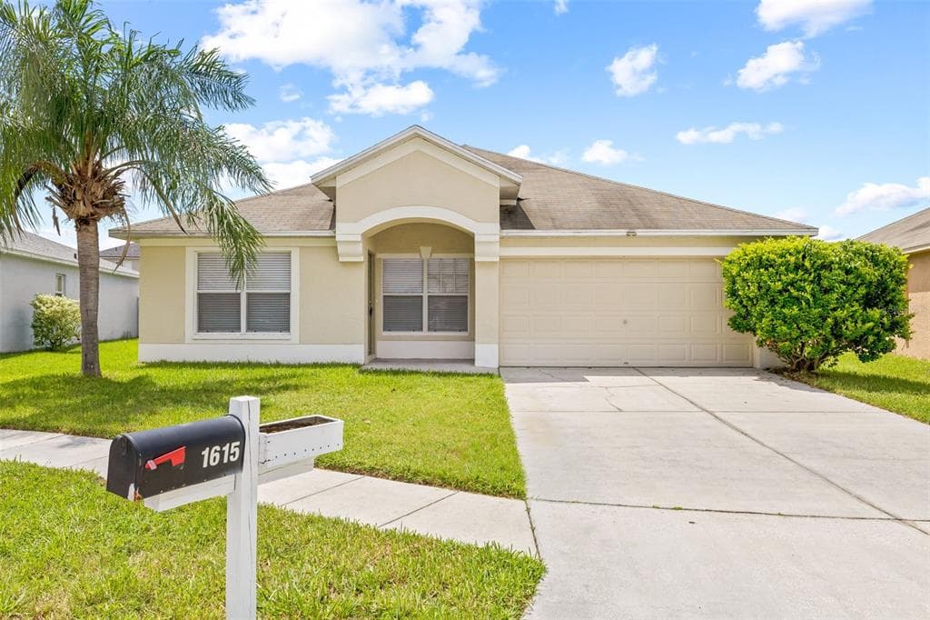 1615 LADYWELL COURT WESLEY CHAPEL, FL 33544