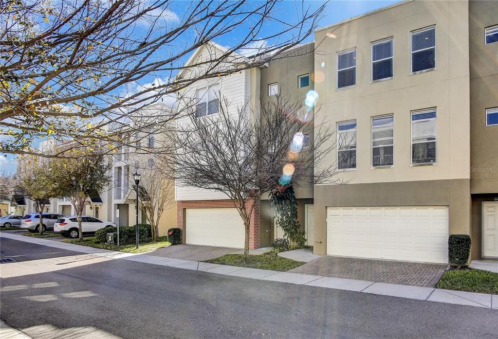 4514 BAY SPRING COURT TAMPA, FL 33611