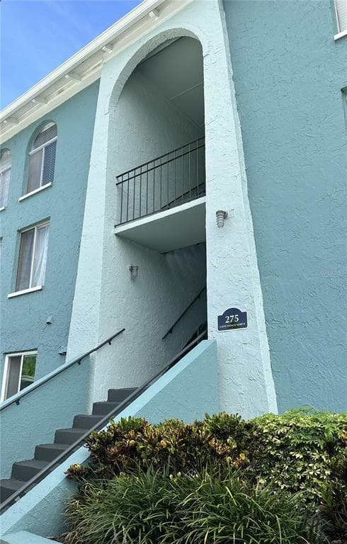 275 114TH AVENUE N UNIT 5 ST PETERSBURG, FL 33716