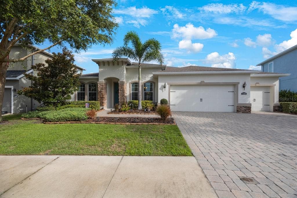 11332 LAKE LUCAYA DRIVE RIVERVIEW, FL 33579