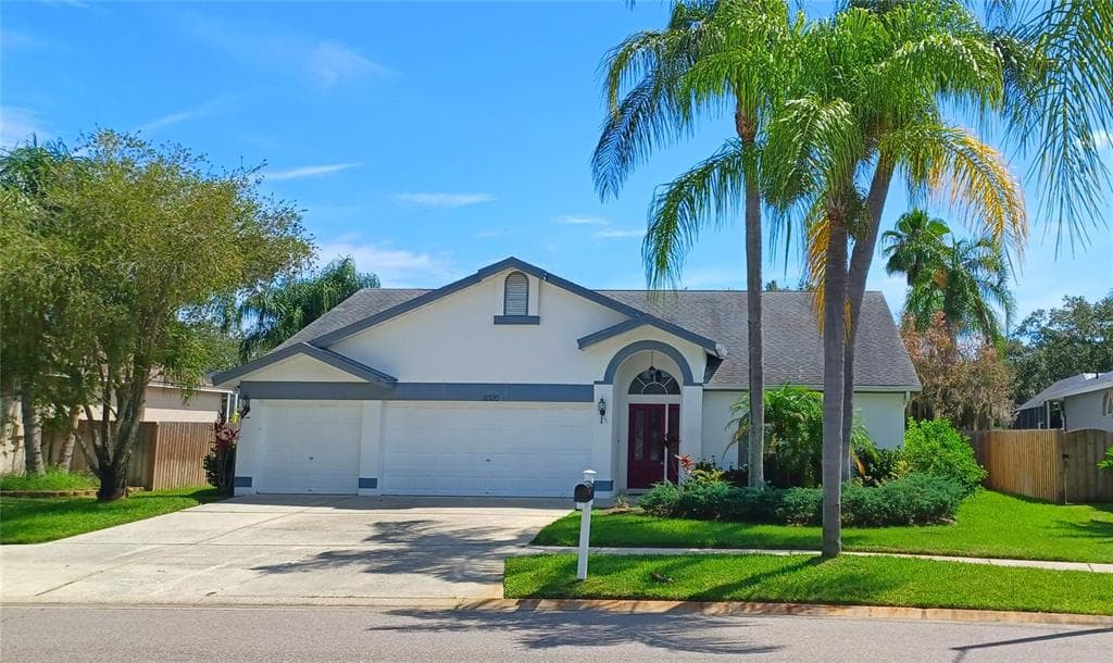 11326 BLOOMINGTON DRIVE TAMPA, FL 33635