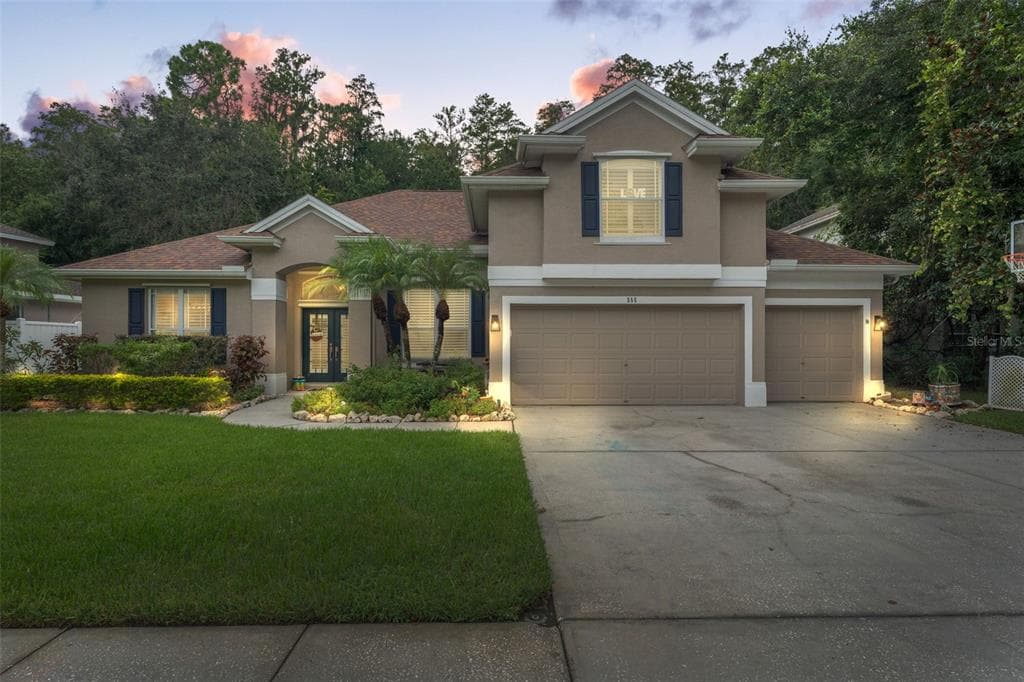 555 LAKEWOOD DRIVE OLDSMAR, FL 34677