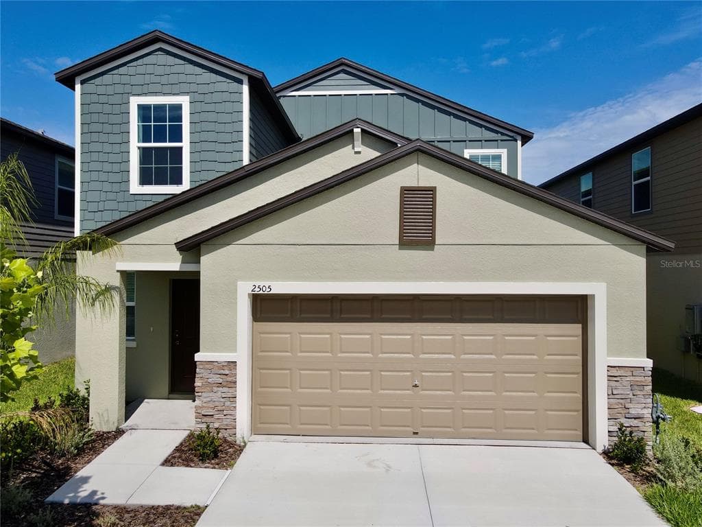 2505 LEONIA LANE ZEPHYRHILLS, FL 33541