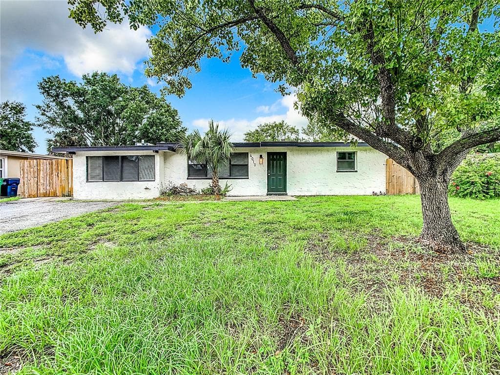 4010 W MONTGOMERY TERRACE TAMPA, FL 33616