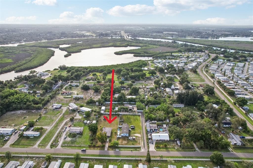 1218 NEPTUNE DRIVE RUSKIN, FL 33570