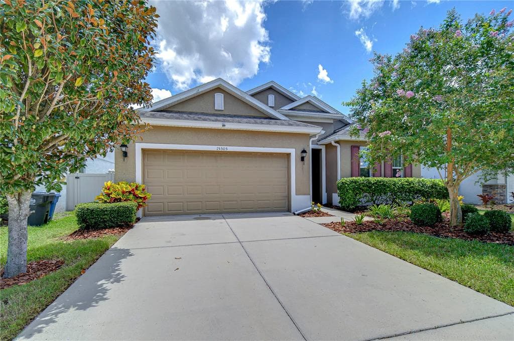 15305 LONG CYPRESS DRIVE RUSKIN, FL 33573