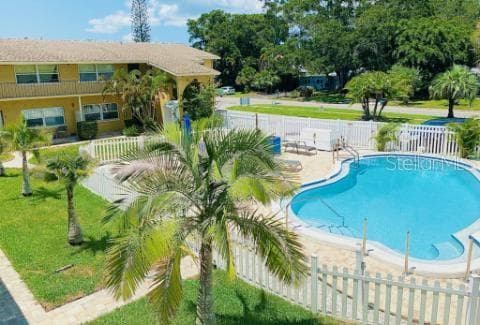 6810 PARK STREET S UNIT 4 SOUTH PASADENA, FL 33707