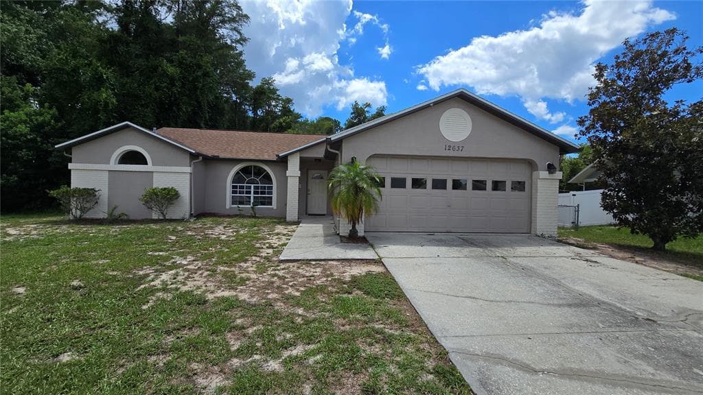 12637 BLUE PINE CIRCLE HUDSON, FL 34669