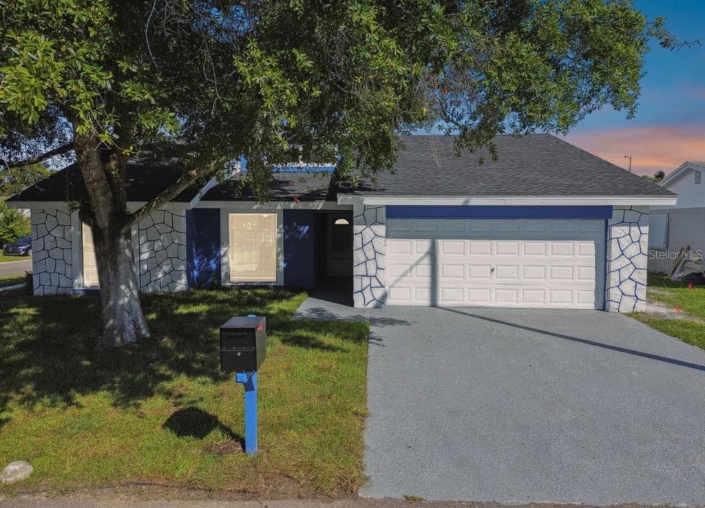 6710 GLEN FOREST COURT TAMPA, FL 33615