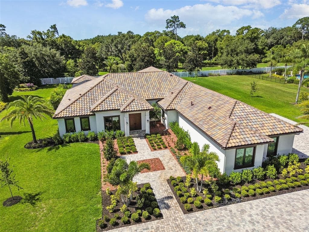8606 DOLCE VITA LANE