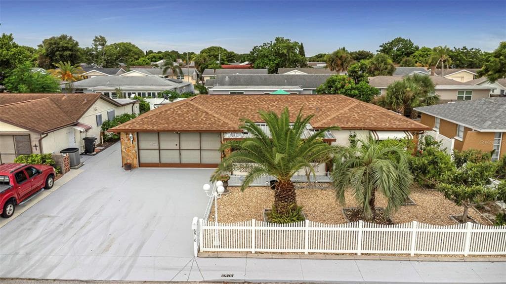 6910 TIERRA LINDA STREET PORT RICHEY, FL 34668
