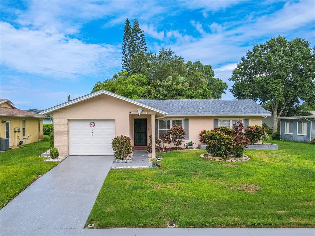 149 STAFFORD CIRCLE PALM HARBOR, FL 34684