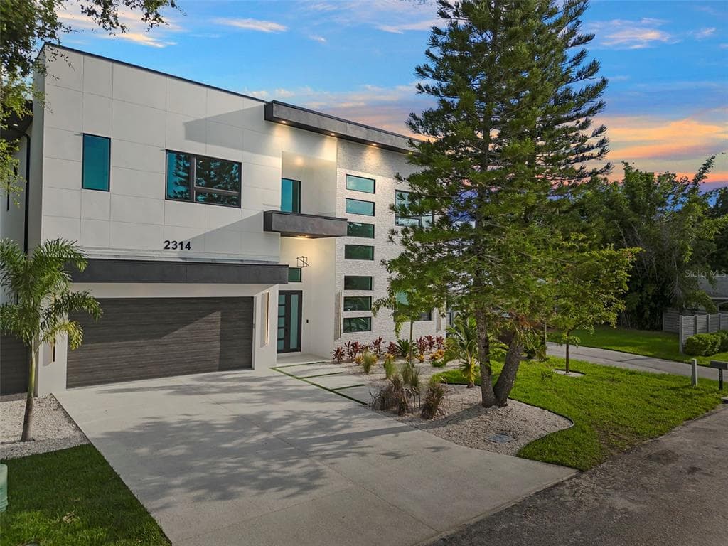 2314 PROSPECT STREET SARASOTA, FL 34239
