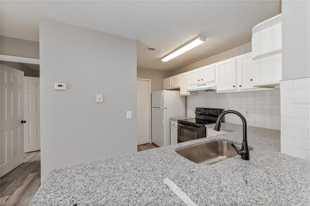 8837 LATREC AVENUE UNIT 5105 ORLANDO, FL 32819