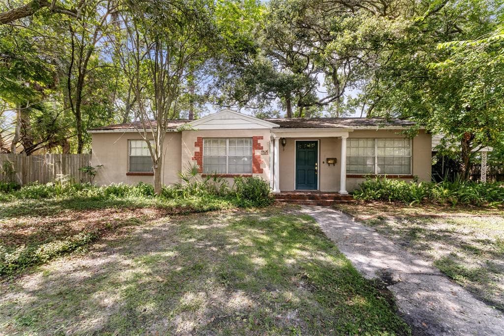 4013 W PALMIRA AVENUE TAMPA, FL 33629