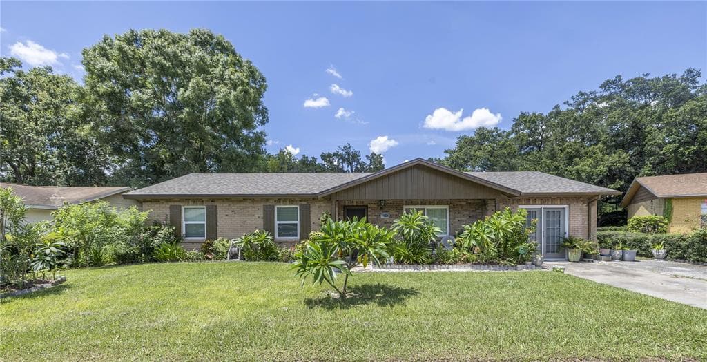 733 PONDEROSA DRIVE E LAKELAND, FL 33810