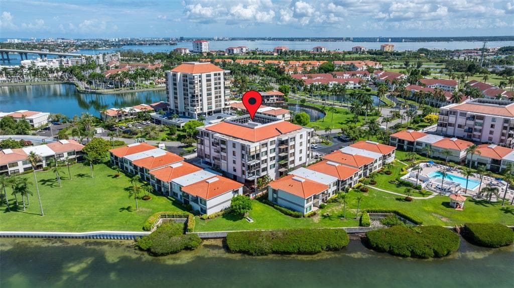 6295 BAHIA DEL MAR CIRCLE UNIT 303 ST PETERSBURG, FL 33715