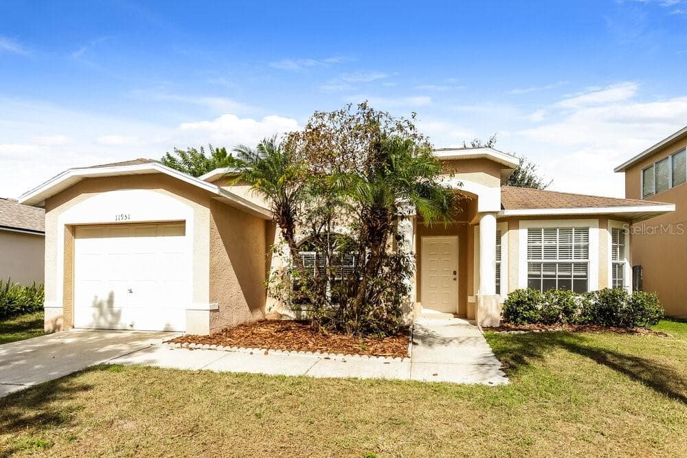 11951 LARK SONG LOOP RIVERVIEW, FL 33579