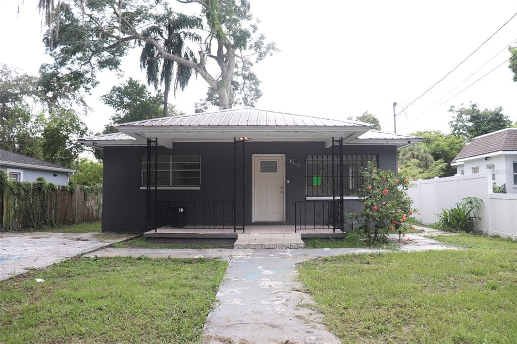 8110 N MULBERRY STREET TAMPA, FL 33604
