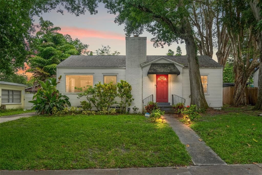 1716 W KATHLEEN STREET TAMPA, FL 33607