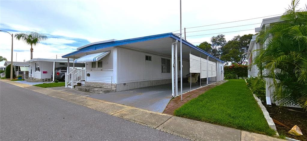 82016 A STREET N UNIT 16 PINELLAS PARK, FL 33781