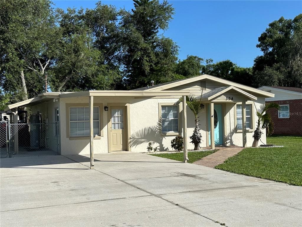 504 FLORIDA DRIVE AUBURNDALE, FL 33823