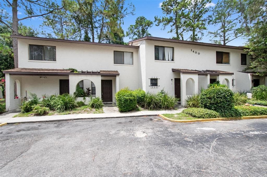 2635 SW 35TH PLACE UNIT 1402 GAINESVILLE, FL 32608