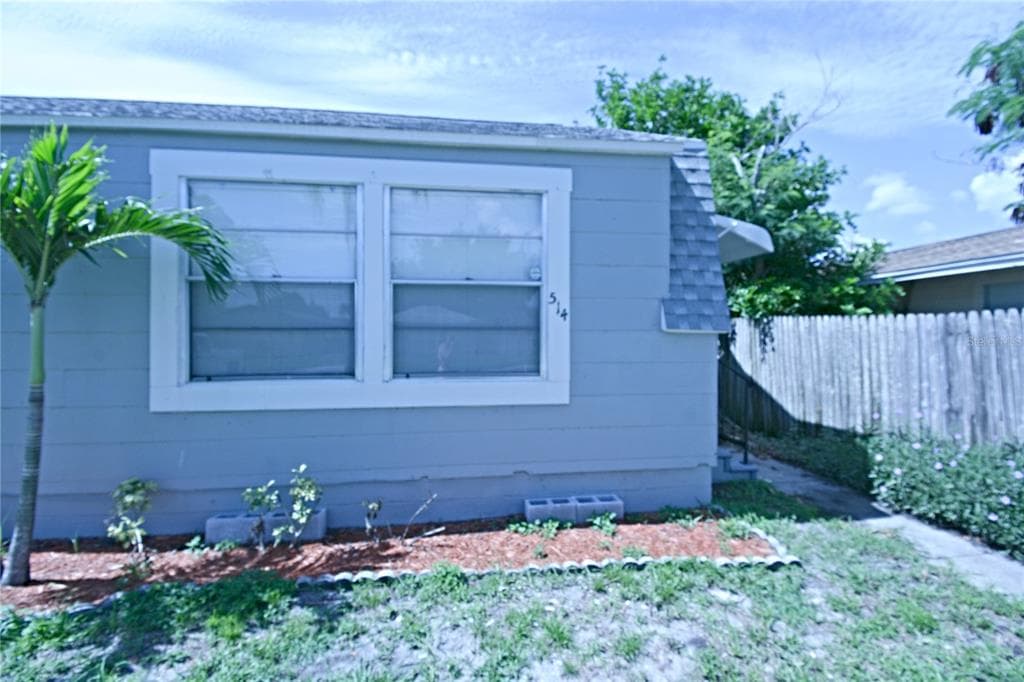 512 88TH AVENUE N UNIT 514 ST PETERSBURG, FL 33702