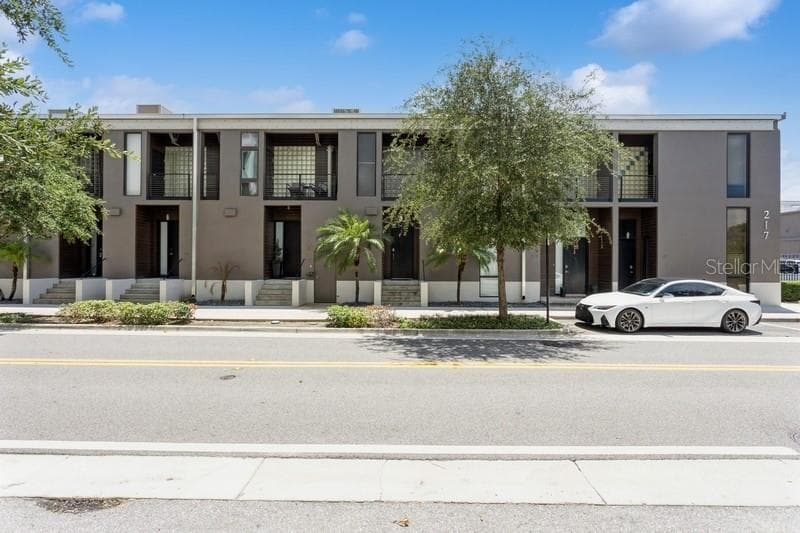 217 N 12TH STREET UNIT 105