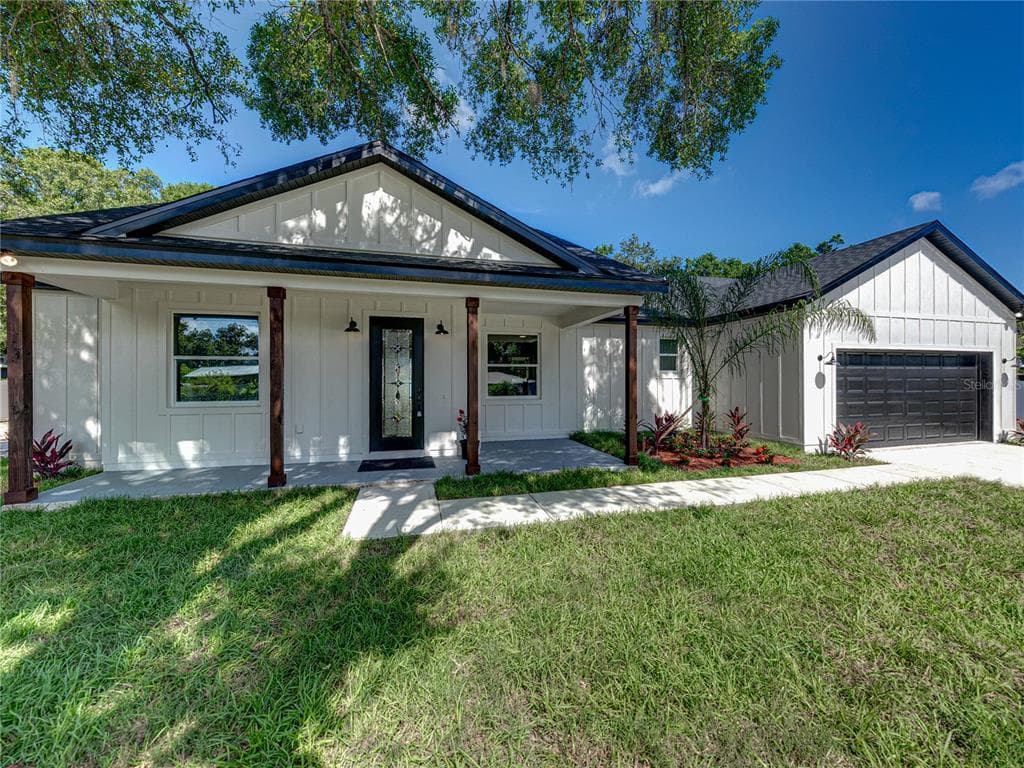 3205 MURRAY FARMS LOOP PLANT CITY, FL 33566