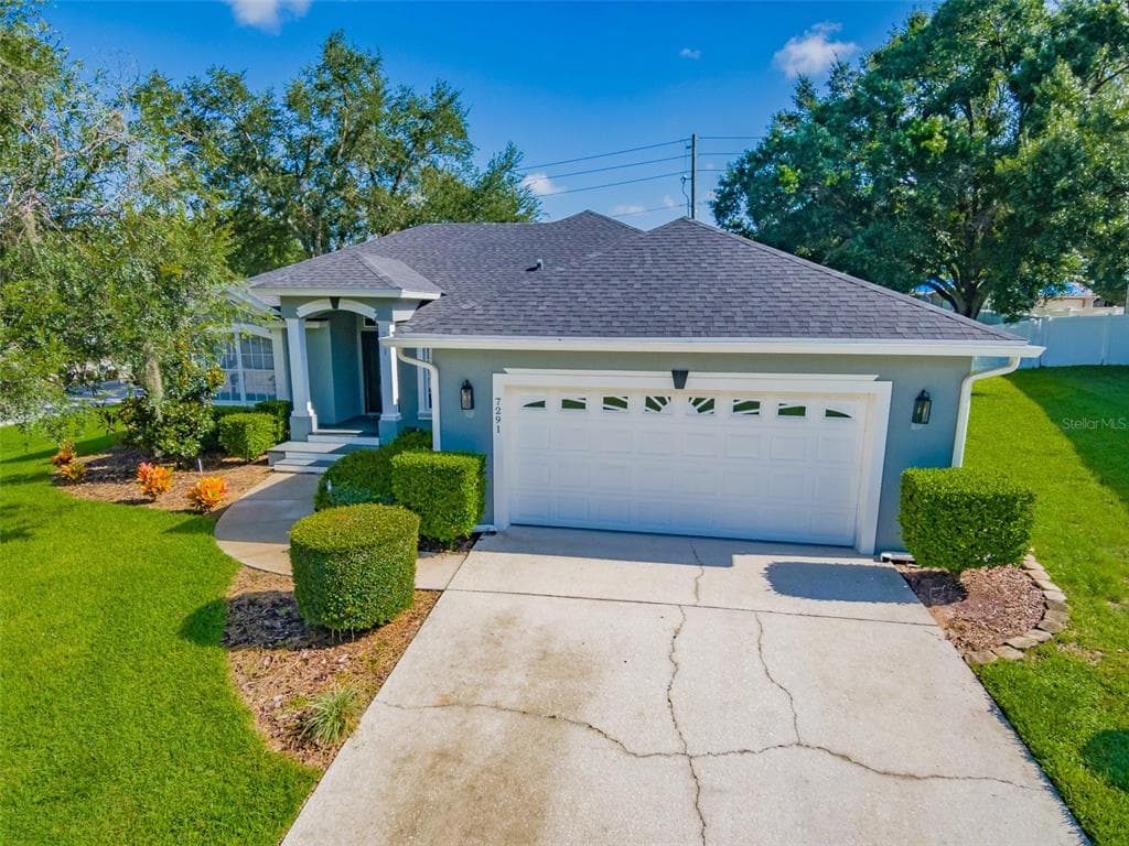 7291 REMINGTON OAKS DRIVE LAKELAND, FL 33810