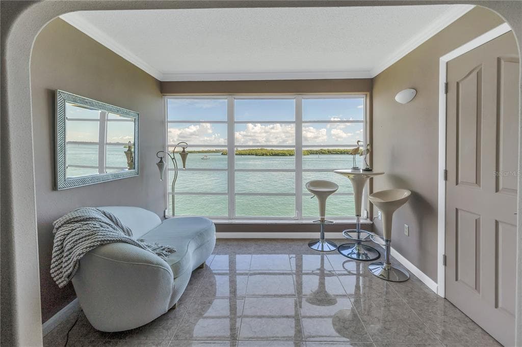 280 126TH AVE UNIT 209 TREASURE ISLAND, FL 33706