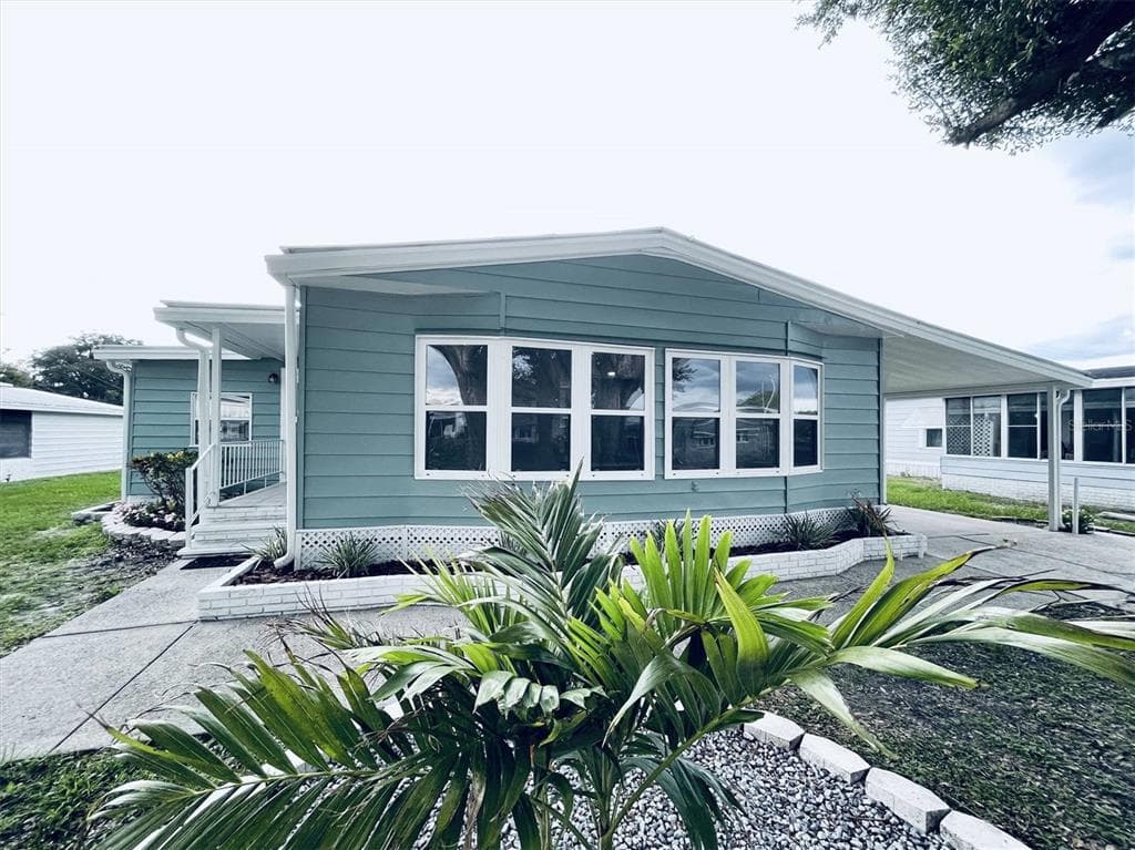 5023 FOX CLIFF DRIVE LAKELAND, FL 33810