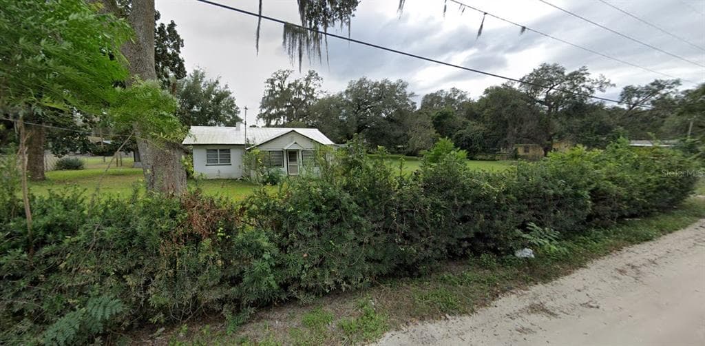 36910 HOWARD AVENUE DADE CITY, FL 33525