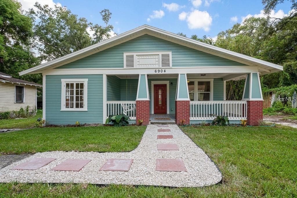 6904 N DUNCAN AVENUE TAMPA, FL 33604