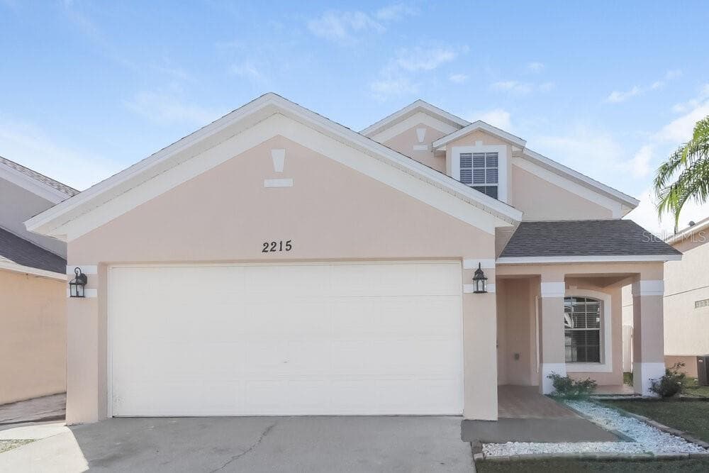 2215 SANTA LUCIA STREET KISSIMMEE, FL 34743