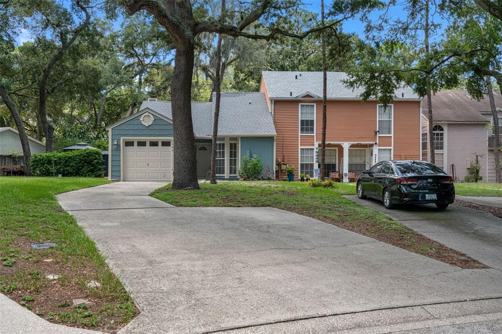 9442 FOREST HILLS CIRCLE TAMPA, FL 33612