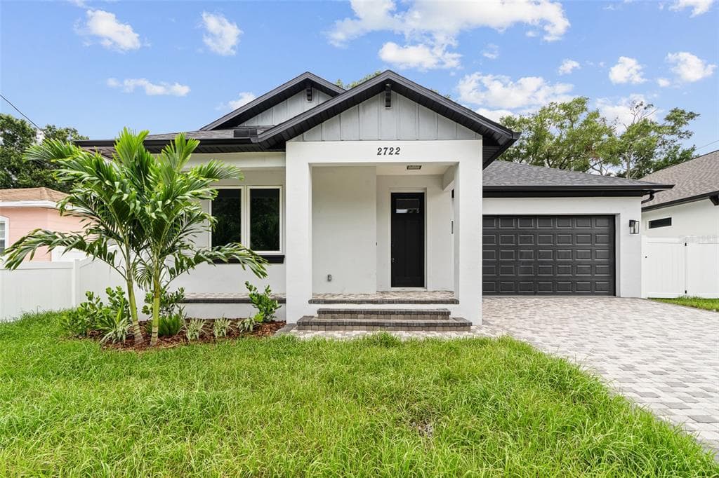2722 W DEWEY STREET TAMPA, FL 33607
