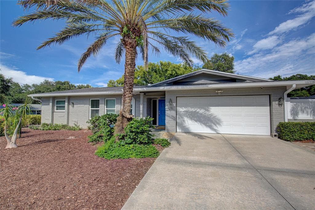 1281 MAPLE STREET SW LARGO, FL 33770
