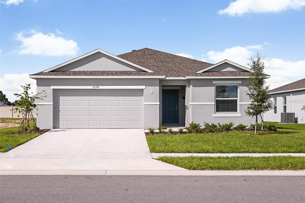 2298 CYPRESS CREEK STREET AUBURNDALE, FL 33823