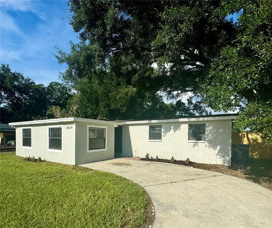 4630 BURKETT CIRCLE TAMPA, FL 33634