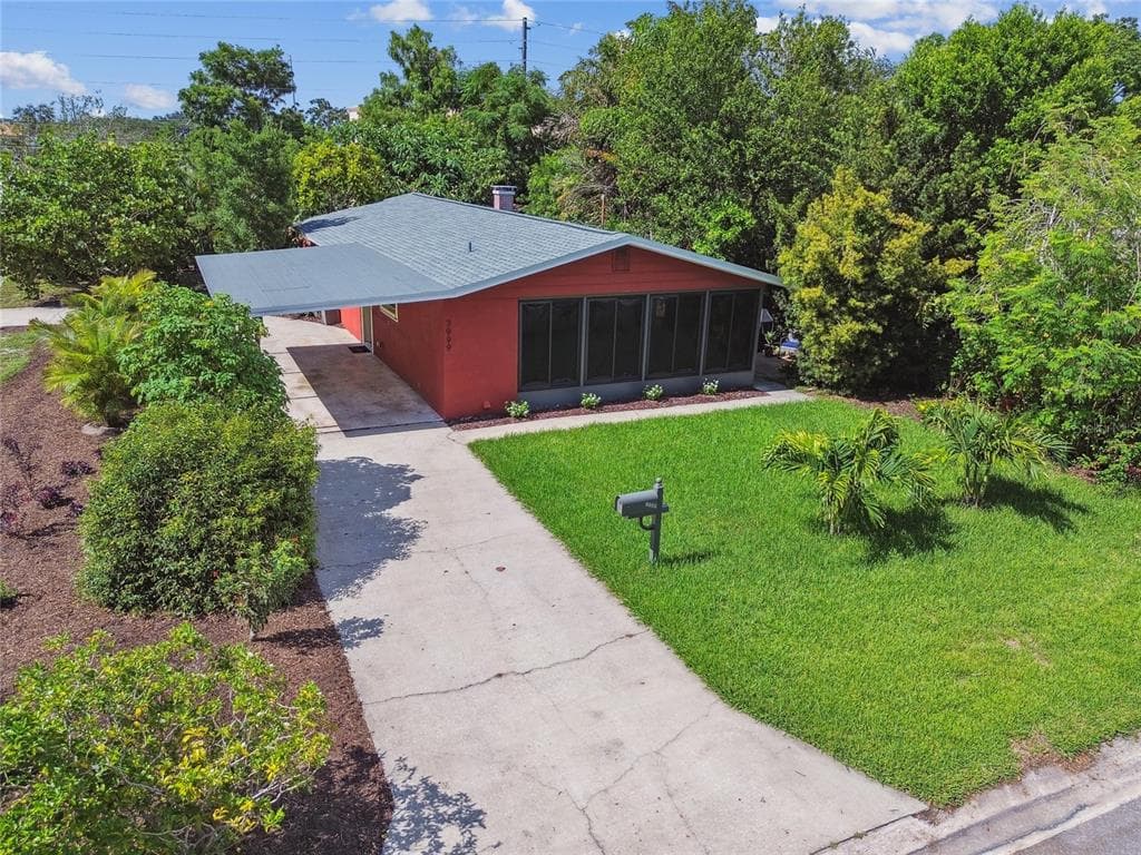 7999 36TH AVENUE N ST PETERSBURG, FL 33710
