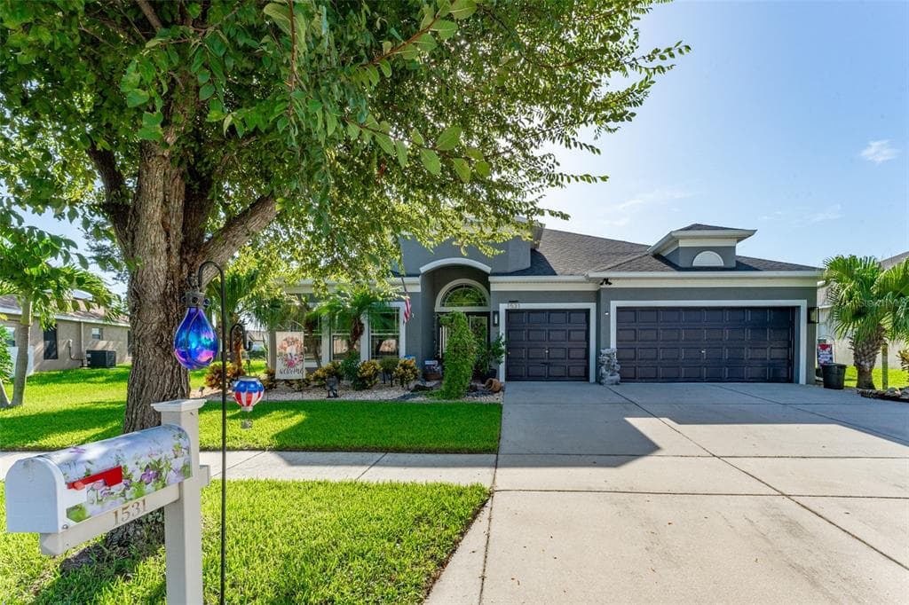 1531 BONITA BLUFF CT RUSKIN, FL 33570