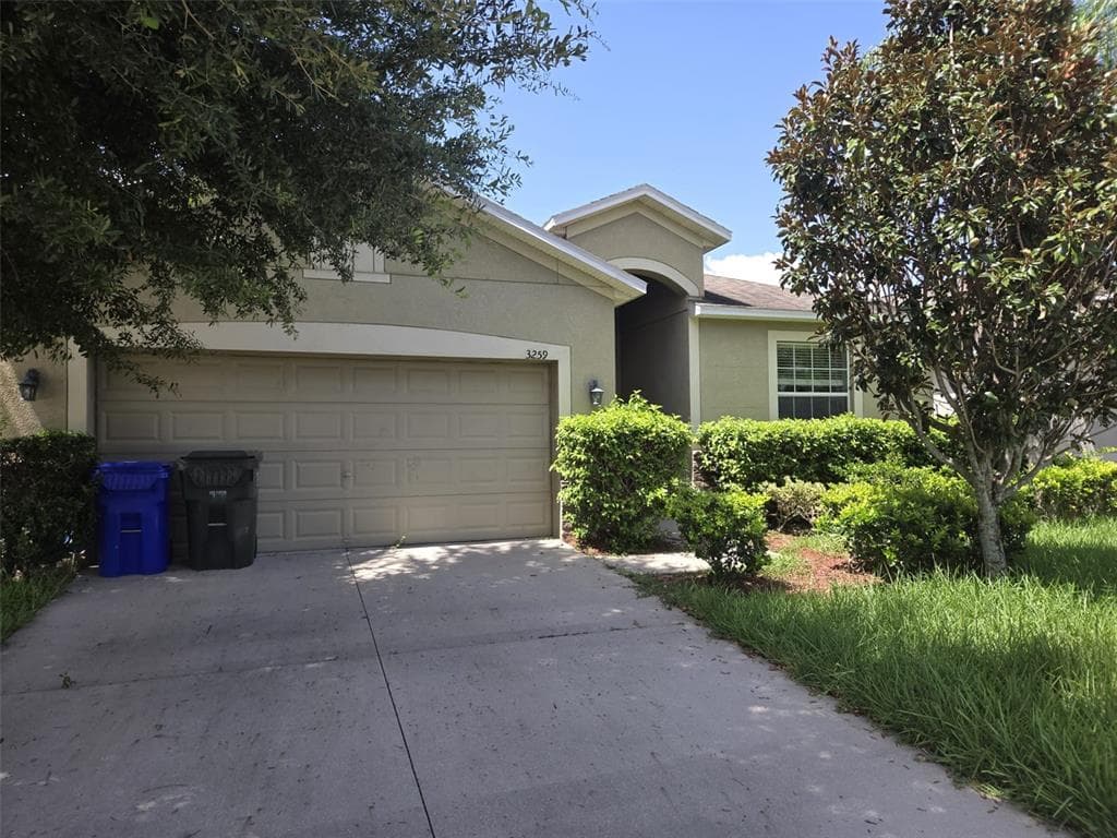 3259 BERWICK LANE LAKELAND, FL 33810