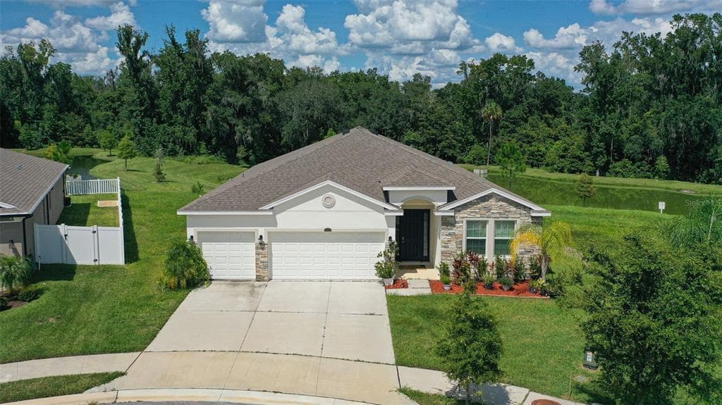 35841 IRON REDDING COURT ZEPHYRHILLS, FL 33541